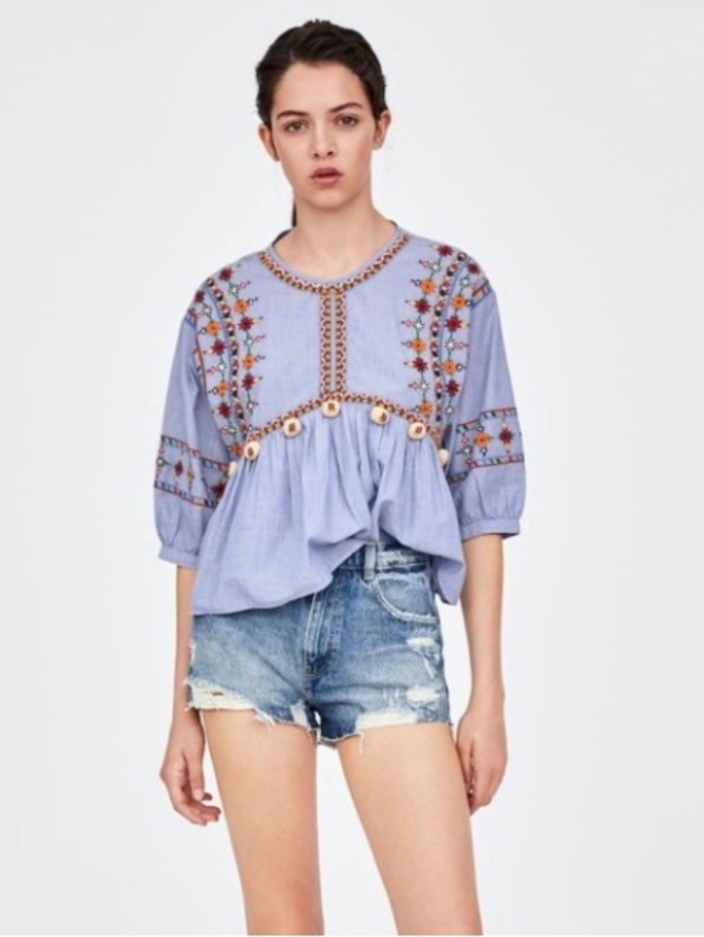 ZARA PUFF SLEEVE EMBROIDERED TOP    NEVER WORN